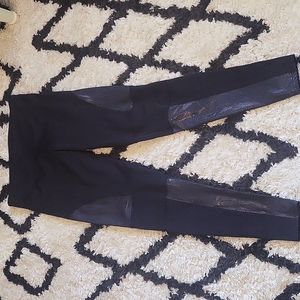 Onzie Yoga Pants M/L